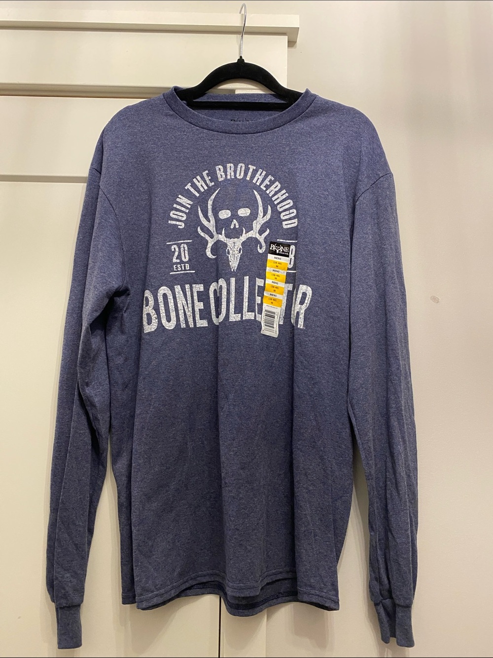 NWT Bone Collector "Join the Brotherhood" Long Sleeve Graphic Tee - Size M